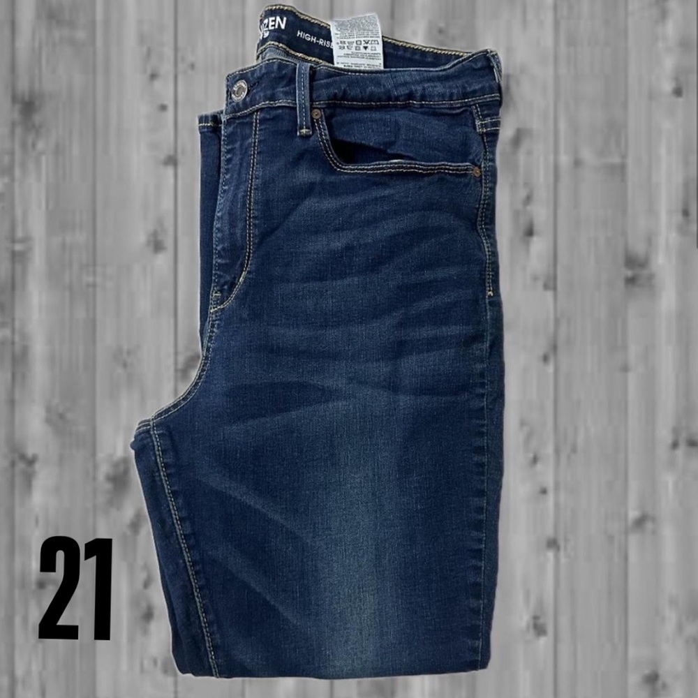 Women’s Denizen by Levi’s High-Rise Skinny Jeans – Size 16S, Lightly Used (#21)